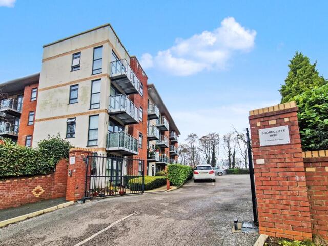 Radcliffe New Road, Radcliffe, 2 Bedroom Flat