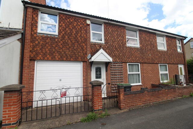 Humber Road, Beeston, 4 Bedroom Terraced