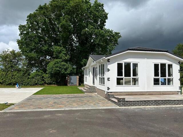 Elvington, York, 2 Bedroom Park