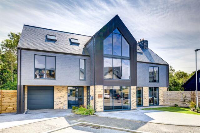 Poppyfield Court, Seaton Village, 5 Bedroom Detached