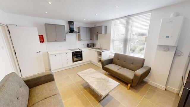 Osborne Villas, Bristol, 5 Bedroom Terraced