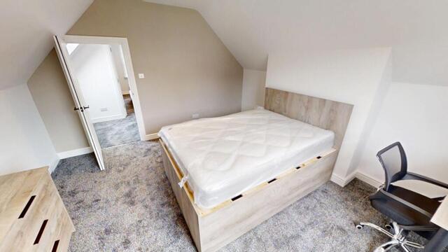 Osborne Villas, Bristol, 5 Bedroom Terraced