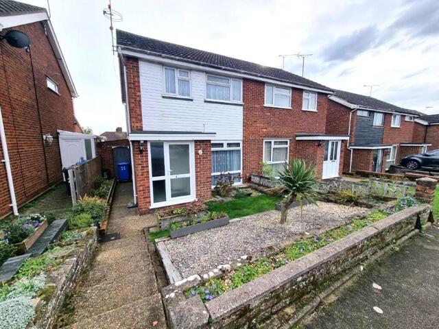 Chatsworth Crescent, Ipswich, 3 Bedroom Semi-detached