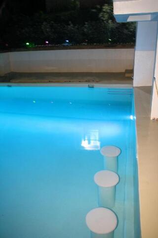 Garden Resort - A Touch Of Pink Barangay Salvacion - Near Waiting Shed, Palawan, Studio With Swimmin