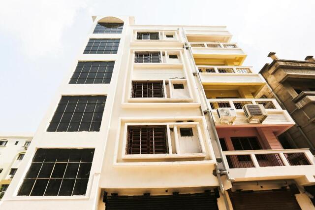 /, Chinar Park,near Charnock Hospital,airport, Kolkata, Kolkata, Hotel O Red