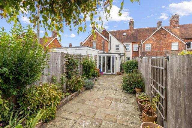 Framfield Road, Uckfield, 2 Bedroom Terraced