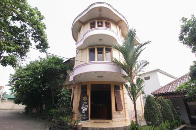 Jl Kopi, Purwakarta, Grand Ciwareng Inn