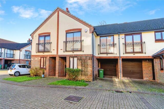 Mayfair Gardens, Southampton, 3 Bedroom Terraced