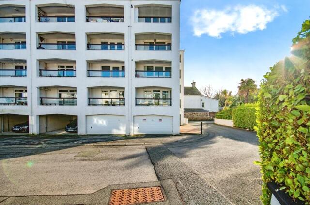 Captains Walk, Saundersfoot, 1 Bedroom Flat