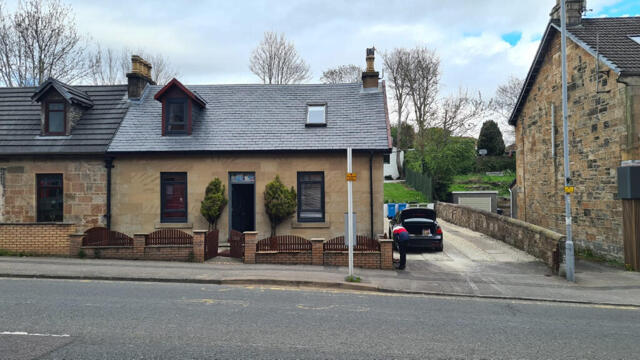 Busby Road, Glasgow, 3 Bedroom Bungalow