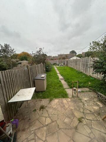 Downend Road, Bristol, 5 Bedroom Terraced