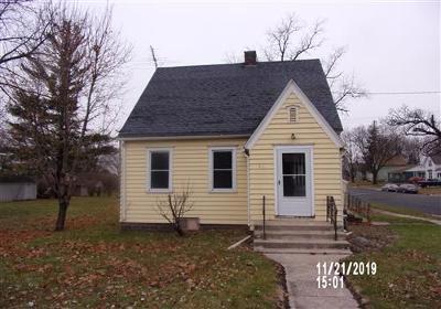 Main St, Emmons, Foreclosure Single-family Home