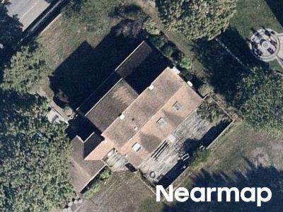 Ruland Rd, Melville, Preforeclosure Single-family Home