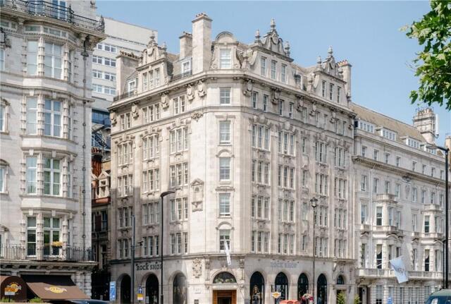 Piccadilly, Mayfair, 2 Bedroom Apartment