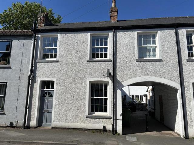 Hailgate, Howden, 2 Bedroom Mews