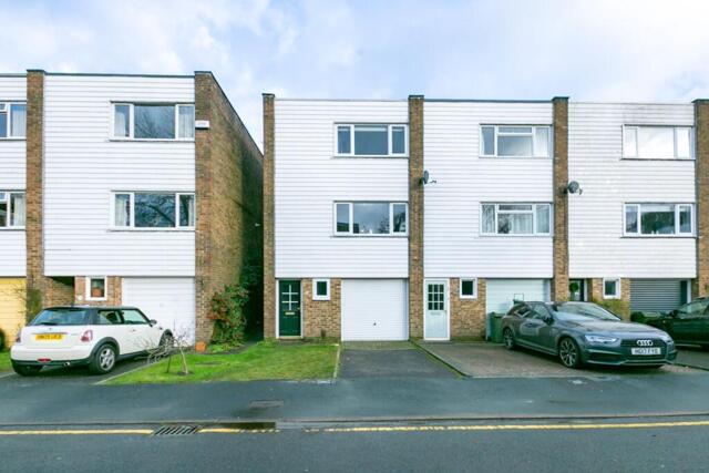 Hilgay, Guildford, 3 Bedroom End