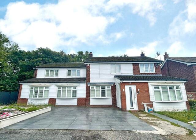 Truro Avenue, Ashton-under-lyne, 5 Bedroom Detached