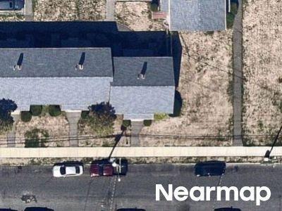 Louisiana Ave, Bridgeport, Foreclosure Condo In