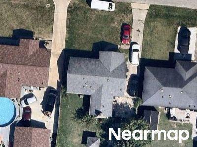 Doyle Dr, Louisville, Preforeclosure Single-family Home