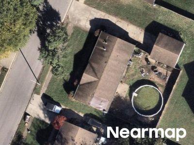 W Ridge Dr, Columbus, Preforeclosure Single-family Home