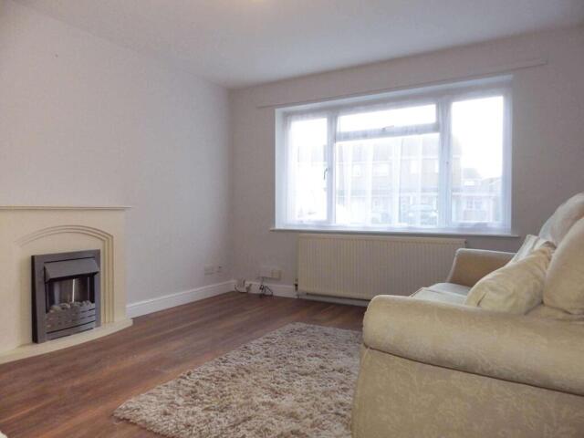 Sheerwold Close, Swindon, 2 Bedroom Terraced