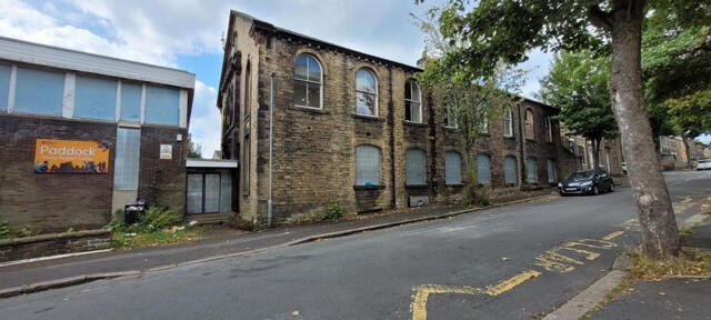 Beech Street, Huddersfield, Sports Facilities For