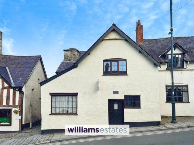 Clwyd Street, Ruthin, 3 Bedroom End