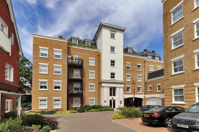 Sovereign Place, Tunbridge Wells, 2 Bedroom Flat