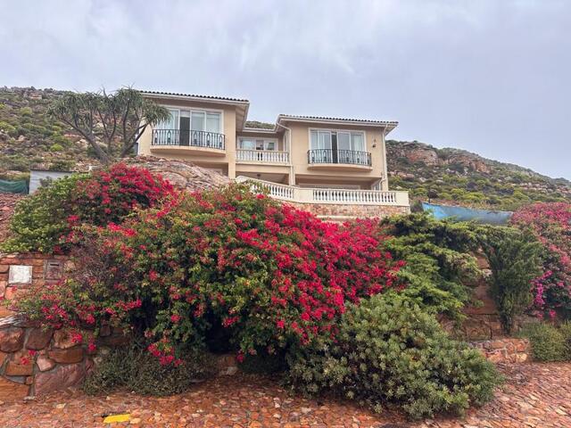 Fish Hoek, Exclusive Mountainside Home