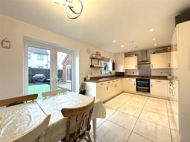 Pear Tree Drive, Chard, 3 Bedroom Detached