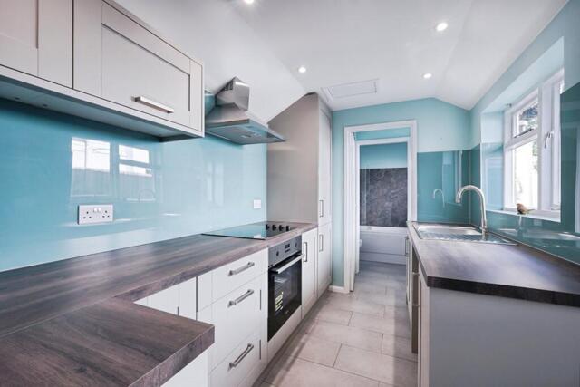 Oaks Road, Tenterden, 2 Bedroom Terraced