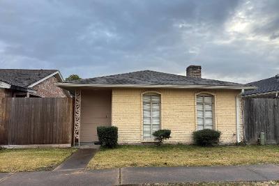 High Star Dr, Houston, Preforeclosure Single-family Home