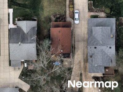 Ennis Ave, Bedford, Preforeclosure Single-family Home