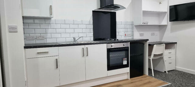 London Road, Leicester, Studio Flat For