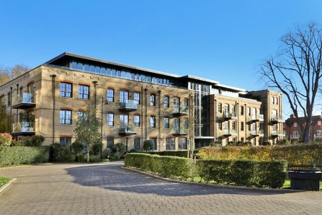 Glen Island, Taplow, 4 Bedroom Penthouse