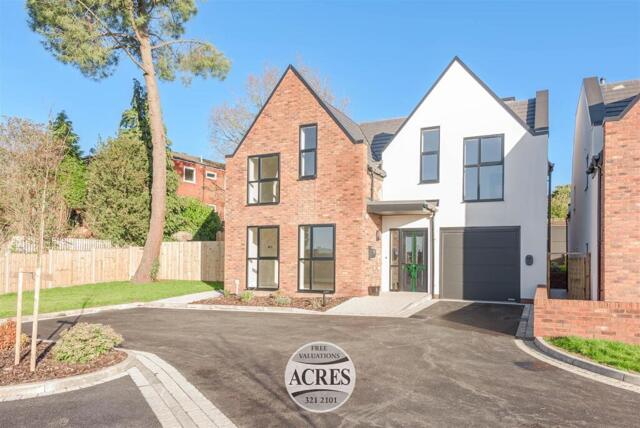Barley Court, Lichfield Road, 4 Bedroom Detached