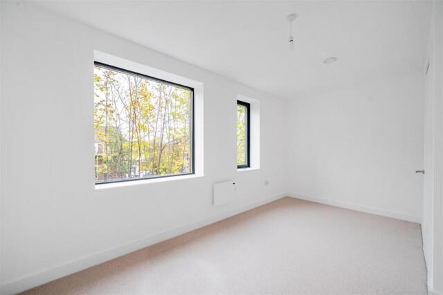 Hidden Gardens, Stall, 4 Bedroom Town