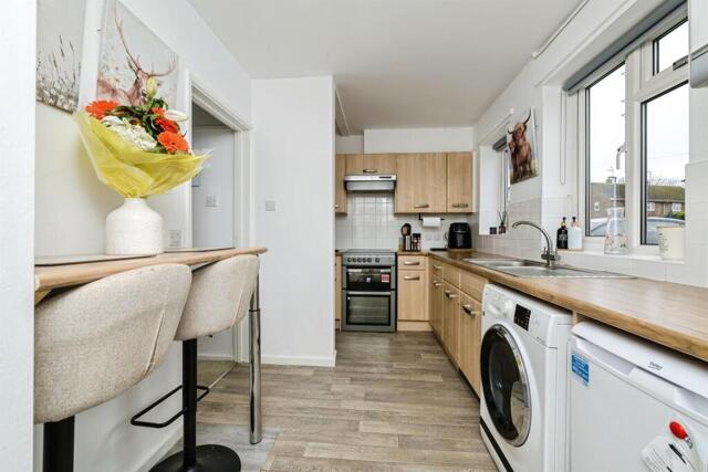 Broadhurst Road, Wittering, 3 Bedroom Terraced