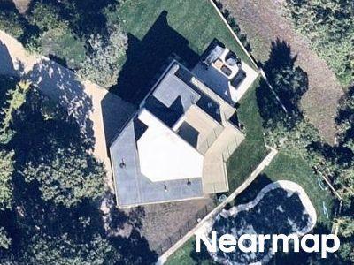 Bay Vw Rd N, Southampton, Preforeclosure Single-family Home