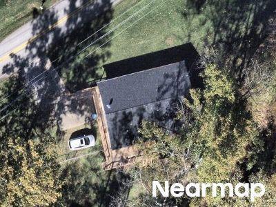 Woodville Dr, Huntington, Preforeclosure Single-family Home