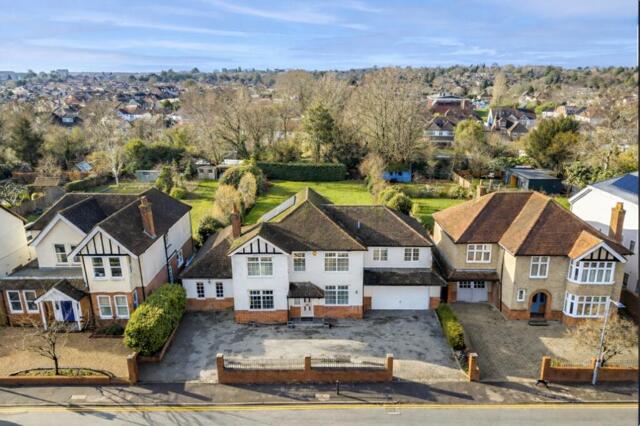 Woodstock Road North, St. Albans, 6 Bedroom Detached