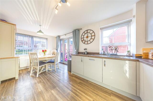 Roving Way, Nuneaton, 3 Bedroom Detached