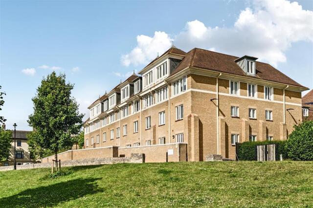 Peverell Avenue East, Poundbury, 2 Bedroom Retirement