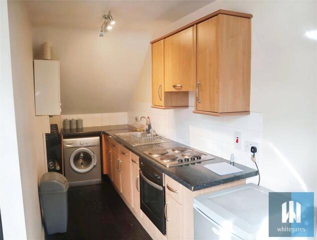 Redwing Crescent, Longwood, 2 Bedroom Penthouse