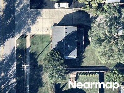 Oakwood Rd, Vernon Hills, Preforeclosure Single-family Home