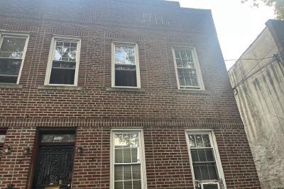 Strauss St, Brooklyn, Preforeclosure Property In
