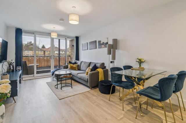 St. Albans Road, Sloane Court, 2 Bedroom Flat