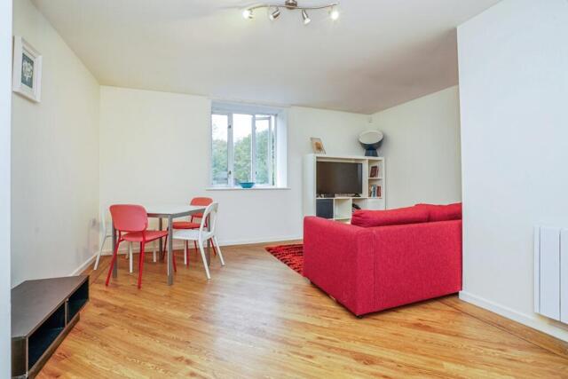 Buslingthorpe Lane, Leeds, 2 Bedroom Flat
