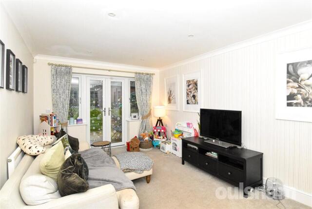 Stacey Drive, Kings Heath, 3 Bedroom Detached