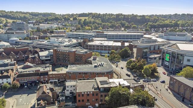 Dovecot Road, High Wycombe, 2 Bedroom Apartment